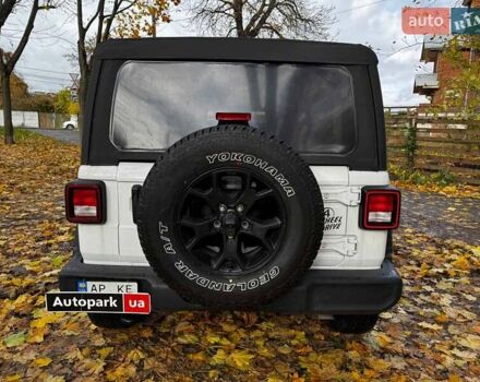 Білий Джип Wrangler, об'ємом двигуна 3.6 л та пробігом 12 тис. км за 34440 $, фото 6 на Automoto.ua
