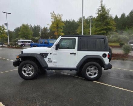 Белый Джип Вранглер, объемом двигателя 2 л и пробегом 22 тыс. км за 13300 $, фото 2 на Automoto.ua