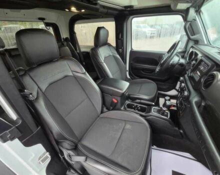 Белый Джип Вранглер, объемом двигателя 2 л и пробегом 22 тыс. км за 13300 $, фото 9 на Automoto.ua