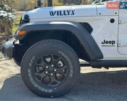Білий Джип Wrangler, об'ємом двигуна 3.6 л та пробігом 12 тис. км за 39990 $, фото 12 на Automoto.ua