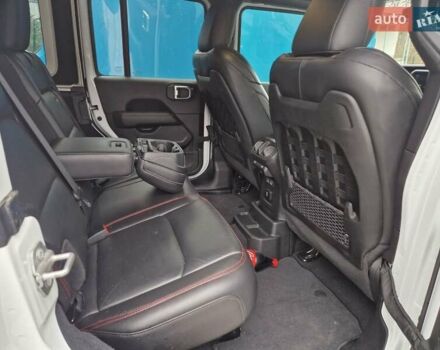 Белый Джип Вранглер, объемом двигателя 3.6 л и пробегом 65 тыс. км за 49950 $, фото 50 на Automoto.ua