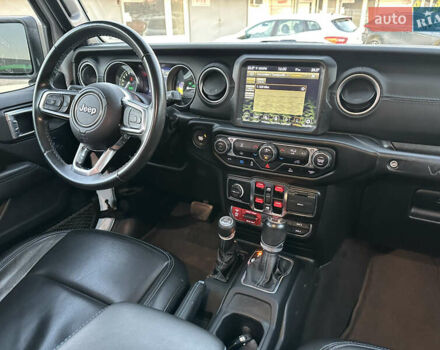 Белый Джип Вранглер, объемом двигателя 2 л и пробегом 75 тыс. км за 43500 $, фото 29 на Automoto.ua