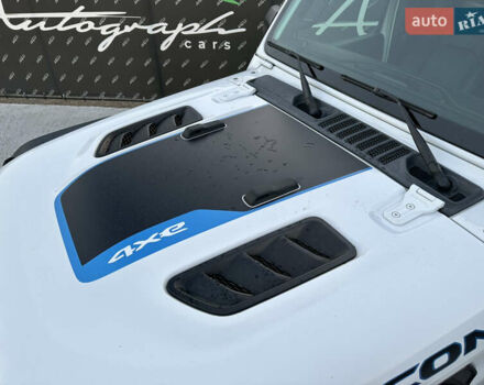 Белый Джип Вранглер, объемом двигателя 2 л и пробегом 75 тыс. км за 43500 $, фото 31 на Automoto.ua