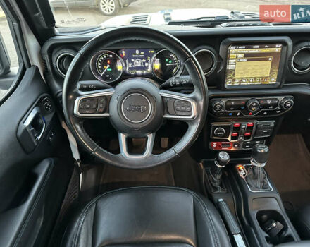 Белый Джип Вранглер, объемом двигателя 2 л и пробегом 75 тыс. км за 43500 $, фото 14 на Automoto.ua