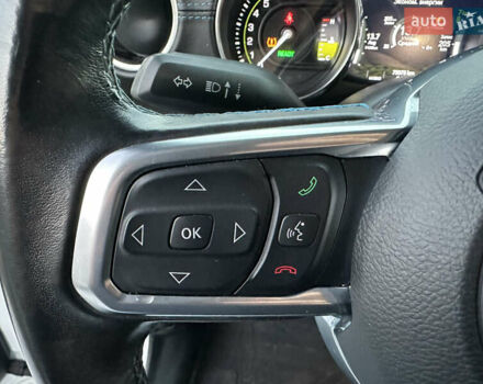 Белый Джип Вранглер, объемом двигателя 2 л и пробегом 75 тыс. км за 43500 $, фото 25 на Automoto.ua