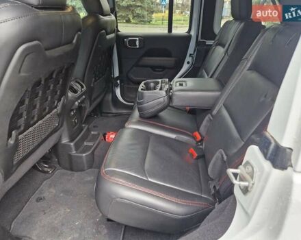 Белый Джип Вранглер, объемом двигателя 3.6 л и пробегом 65 тыс. км за 49950 $, фото 46 на Automoto.ua