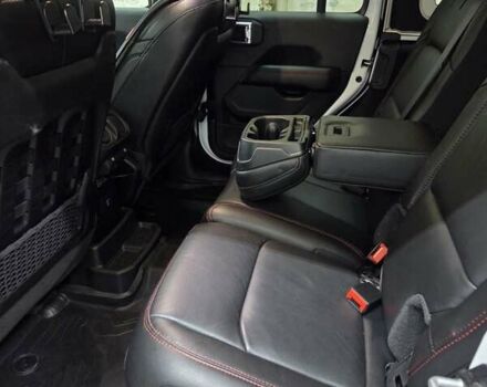 Білий Джип Wrangler, об'ємом двигуна 2 л та пробігом 24 тис. км за 58500 $, фото 16 на Automoto.ua