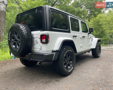 Білий Джип Wrangler, об'ємом двигуна 2 л та пробігом 33 тис. км за 40000 $, фото 23 на Automoto.ua