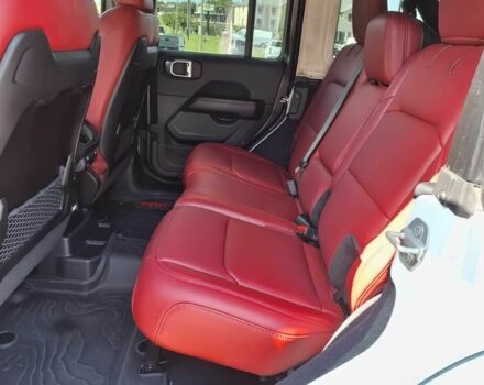 Джип Вранглер 2024 в Львове на Automoto.ua Белый Джип Вранглер, объемом двигателя 6.4 л и пробегом 27 тыс. км за 48700 $, фото 10 на Automoto.ua