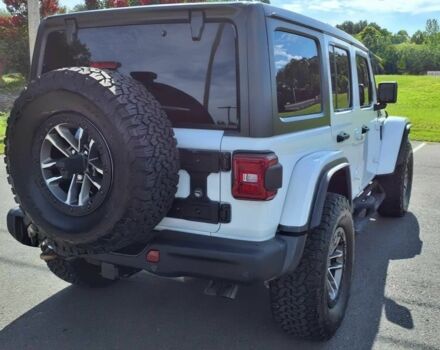 Джип Вранглер 2024 в Львове на Automoto.ua Белый Джип Вранглер, объемом двигателя 6.4 л и пробегом 27 тыс. км за 48700 $, фото 3 на Automoto.ua