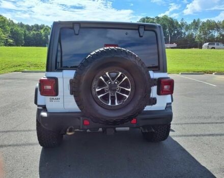 Джип Вранглер 2024 в Львове на Automoto.ua Белый Джип Вранглер, объемом двигателя 6.4 л и пробегом 27 тыс. км за 48700 $, фото 4 на Automoto.ua