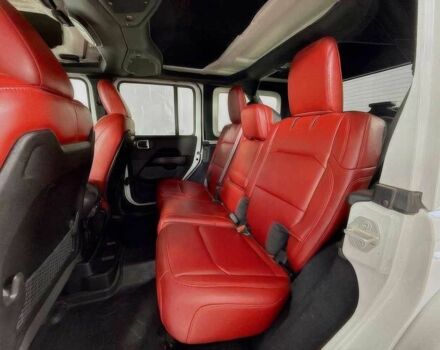 Білий Джип Wrangler, об'ємом двигуна 6.4 л та пробігом 16 тис. км за 15000 $, фото 9 на Automoto.ua