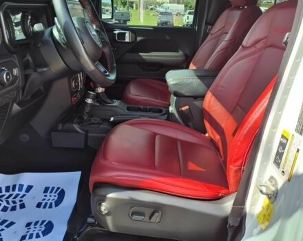 Джип Вранглер 2024 в Львове на Automoto.ua Белый Джип Вранглер, объемом двигателя 6.4 л и пробегом 27 тыс. км за 48700 $, фото 6 на Automoto.ua