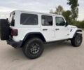 Білий Джип Wrangler, об'ємом двигуна 6.4 л та пробігом 16 тис. км за 15000 $, фото 3 на Automoto.ua