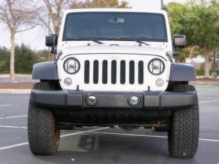 Джип Wrangler 2017 у Дніпро (Дніпропетровську) на Automoto.ua Білий Джип Wrangler, об'ємом двигуна 3.6 л та пробігом 90 тис. км за 15600 $, фото 1 на Automoto.ua