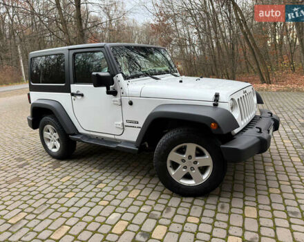Белый Джип Вранглер, объемом двигателя 3.6 л и пробегом 47 тыс. км за 19300 $, фото 1 на Automoto.ua