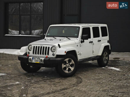 Белый Джип Вранглер, объемом двигателя 3.6 л и пробегом 136 тыс. км за 22900 $, фото 1 на Automoto.ua