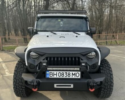 Білий Джип Wrangler, об'ємом двигуна 3.6 л та пробігом 77 тис. км за 36500 $, фото 1 на Automoto.ua