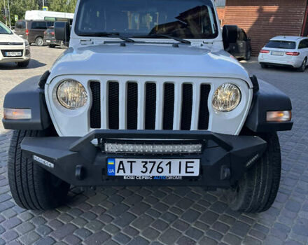 Білий Джип Wrangler, об'ємом двигуна 3.6 л та пробігом 28 тис. км за 35777 $, фото 1 на Automoto.ua
