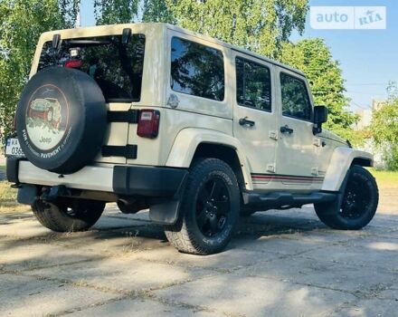 Бежевий Джип Wrangler, об'ємом двигуна 3.8 л та пробігом 138 тис. км за 19890 $, фото 28 на Automoto.ua