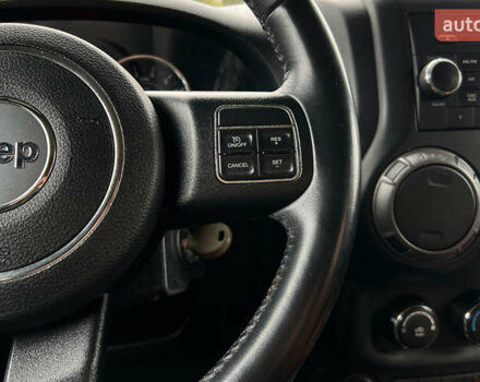 Бежевий Джип Wrangler, об'ємом двигуна 3.6 л та пробігом 105 тис. км за 19500 $, фото 11 на Automoto.ua