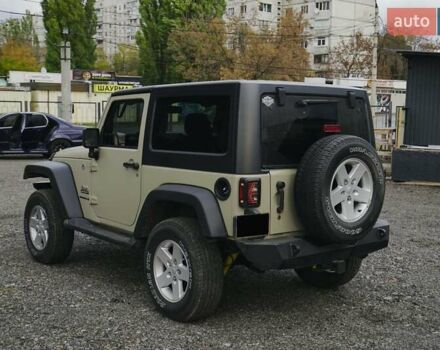 Бежевый Джип Вранглер, объемом двигателя 3.6 л и пробегом 65 тыс. км за 24700 $, фото 19 на Automoto.ua
