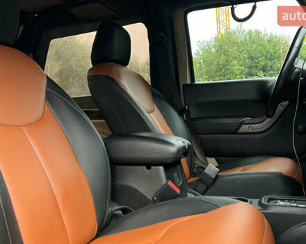 Бежевий Джип Wrangler, об'ємом двигуна 3.6 л та пробігом 105 тис. км за 19500 $, фото 8 на Automoto.ua