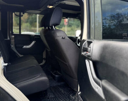 Бежевый Джип Вранглер, объемом двигателя 3.6 л и пробегом 4 тыс. км за 67500 $, фото 37 на Automoto.ua