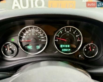 Бежевый Джип Вранглер, объемом двигателя 3.6 л и пробегом 169 тыс. км за 24000 $, фото 14 на Automoto.ua