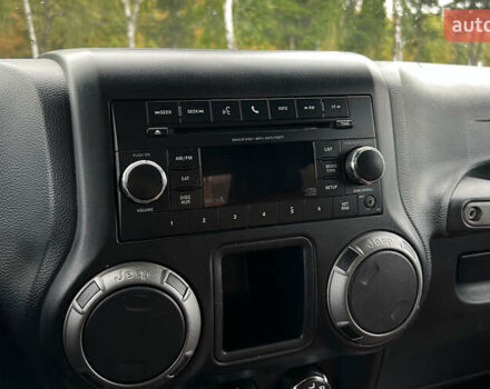 Бежевий Джип Wrangler, об'ємом двигуна 3.6 л та пробігом 105 тис. км за 19500 $, фото 12 на Automoto.ua