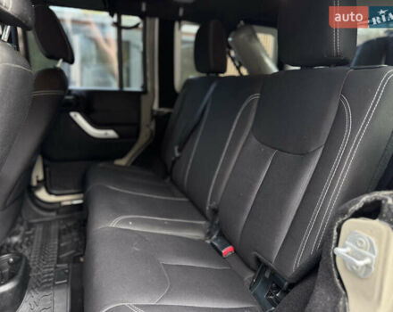 Бежевый Джип Вранглер, объемом двигателя 3.6 л и пробегом 4 тыс. км за 67500 $, фото 24 на Automoto.ua