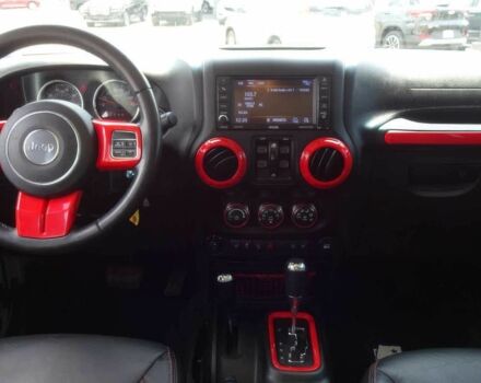 Бежевий Джип Wrangler, об'ємом двигуна 3.6 л та пробігом 33 тис. км за 14000 $, фото 6 на Automoto.ua