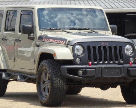 Бежевий Джип Wrangler, об'ємом двигуна 3.6 л та пробігом 33 тис. км за 14000 $, фото 2 на Automoto.ua