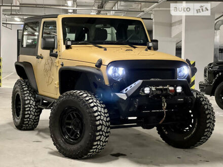 Джип Wrangler 2012 у Києві на Automoto.ua Бежевий Джип Wrangler, об'ємом двигуна 3.6 л та пробігом 85 тис. км за 33333 $, фото 1 на Automoto.ua