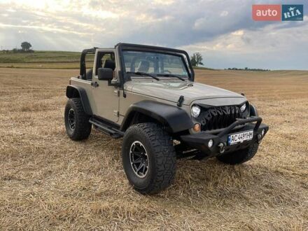 Джип Вранглер 2017 в Луцке на Automoto.ua Бежевый Джип Вранглер, объемом двигателя 3.6 л и пробегом 104 тыс. км за 16300 $, фото 1 на Automoto.ua