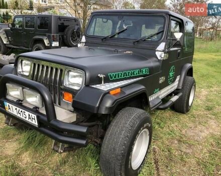 Чорний Джип Wrangler, об'ємом двигуна 4 л та пробігом 120 тис. км за 10000 $, фото 4 на Automoto.ua