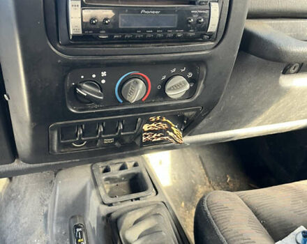 Черный Джип Вранглер, объемом двигателя 2.4 л и пробегом 20 тыс. км за 5200 $, фото 6 на Automoto.ua