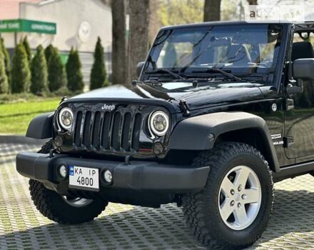 Чорний Джип Wrangler, об'ємом двигуна 3.6 л та пробігом 205 тис. км за 16700 $, фото 4 на Automoto.ua