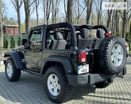 Чорний Джип Wrangler, об'ємом двигуна 3.6 л та пробігом 205 тис. км за 16700 $, фото 7 на Automoto.ua