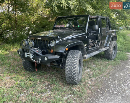 Чорний Джип Wrangler, об'ємом двигуна 3.6 л та пробігом 226 тис. км за 32000 $, фото 3 на Automoto.ua