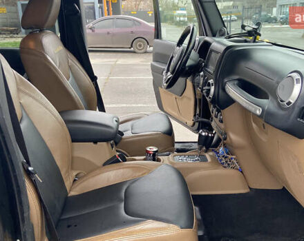 Черный Джип Вранглер, объемом двигателя 3.6 л и пробегом 178 тыс. км за 21000 $, фото 11 на Automoto.ua