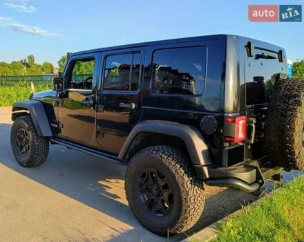 Чорний Джип Wrangler, об'ємом двигуна 3.6 л та пробігом 302 тис. км за 28500 $, фото 3 на Automoto.ua