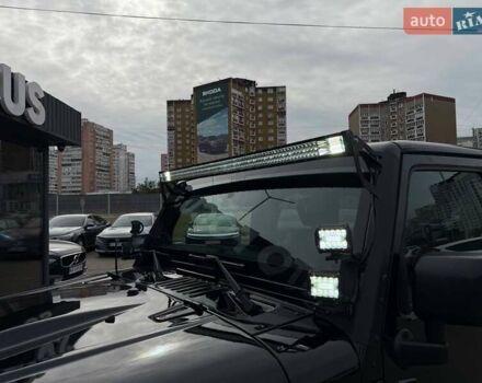 Чорний Джип Wrangler, об'ємом двигуна 3.6 л та пробігом 302 тис. км за 23490 $, фото 10 на Automoto.ua