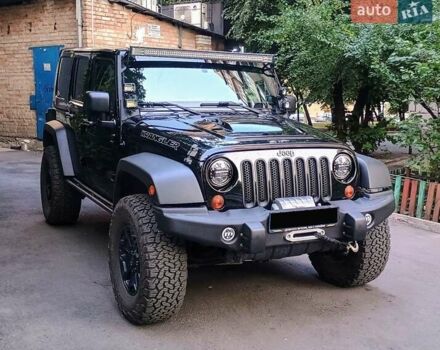 Чорний Джип Wrangler, об'ємом двигуна 3.6 л та пробігом 302 тис. км за 28500 $, фото 4 на Automoto.ua
