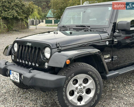 Чорний Джип Wrangler, об'ємом двигуна 3.6 л та пробігом 130 тис. км за 18300 $, фото 2 на Automoto.ua