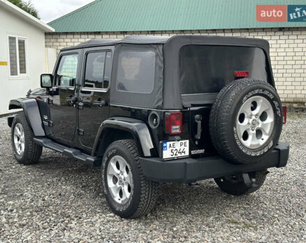 Чорний Джип Wrangler, об'ємом двигуна 3.6 л та пробігом 130 тис. км за 18300 $, фото 4 на Automoto.ua