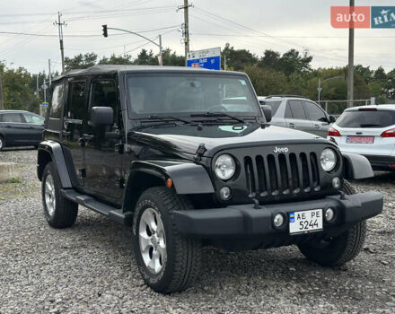 Чорний Джип Wrangler, об'ємом двигуна 3.6 л та пробігом 130 тис. км за 18300 $, фото 8 на Automoto.ua