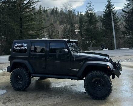 Чорний Джип Wrangler, об'ємом двигуна 2.8 л та пробігом 153 тис. км за 25000 $, фото 4 на Automoto.ua