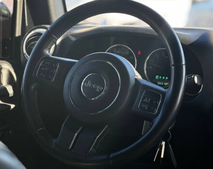 Чорний Джип Wrangler, об'ємом двигуна 3.6 л та пробігом 155 тис. км за 23000 $, фото 9 на Automoto.ua