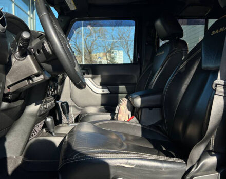 Чорний Джип Wrangler, об'ємом двигуна 3.6 л та пробігом 155 тис. км за 23000 $, фото 7 на Automoto.ua